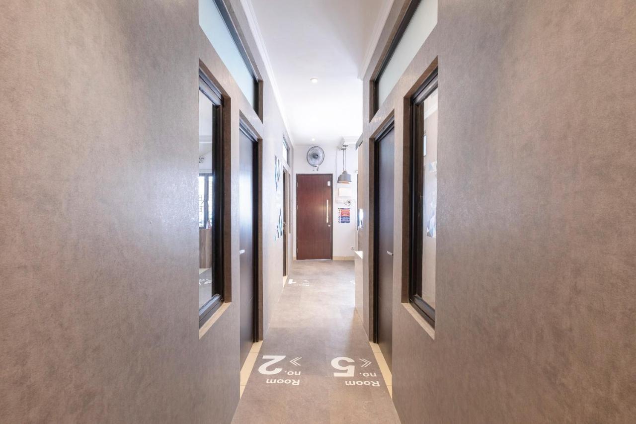 Oyo Life 3246 Walnut Inn G-10 Telukjambe Экстерьер фото
